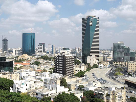 מגדלי משרדים בתל אביב / צלם: איל יצהר